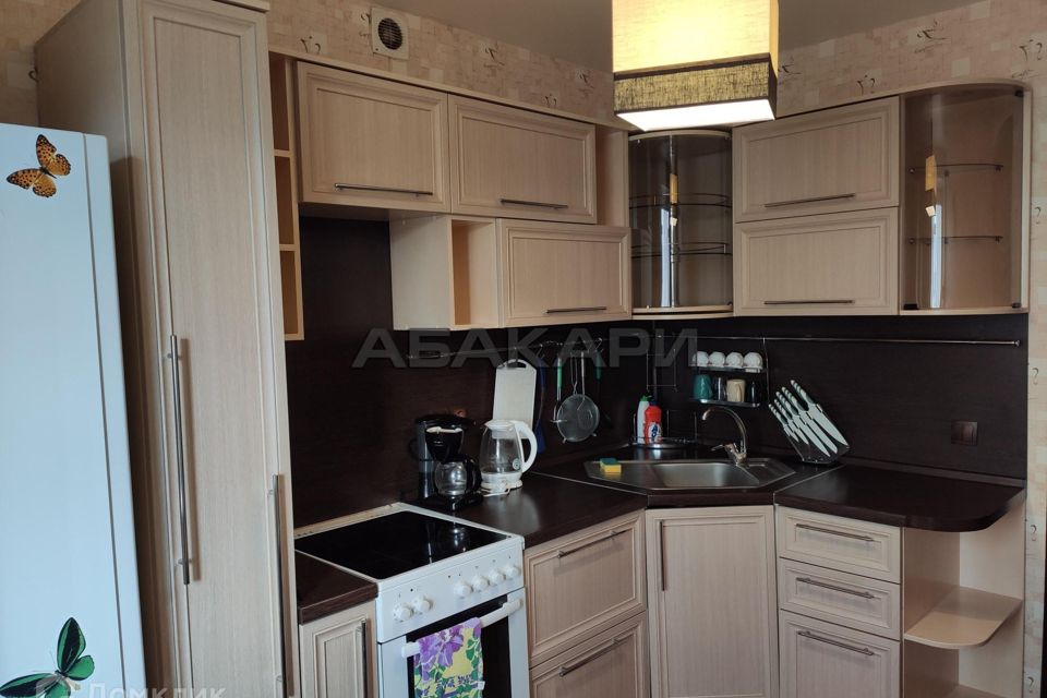 Сдаётся 2-комнатная квартира, 58 м²
