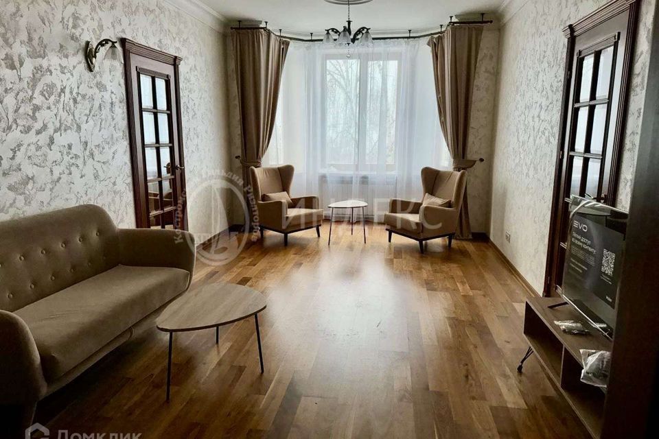 Сдаётся 3-комнатная квартира, 93 м²
