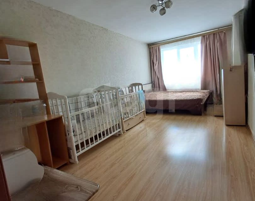 Продаётся 1-комнатная квартира, 48.9 м²
