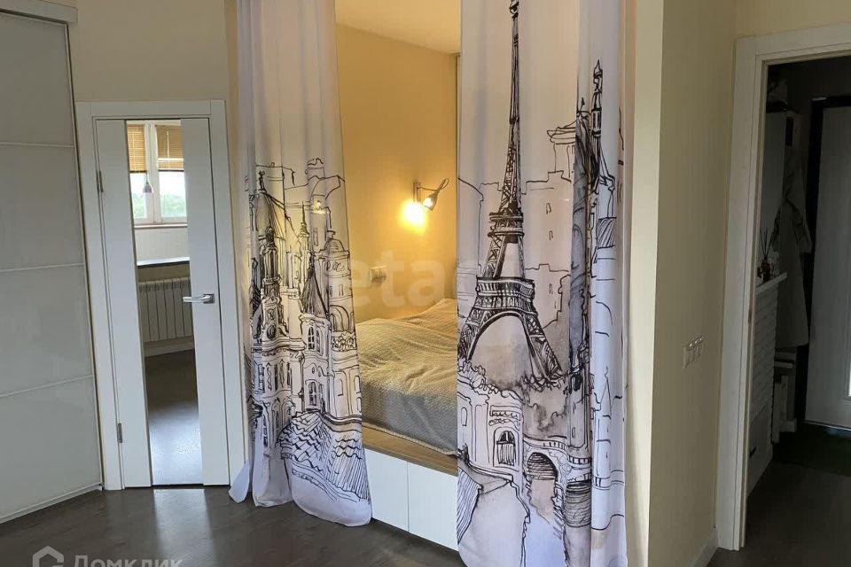 Продаётся 1-комнатная квартира, 42.7 м²