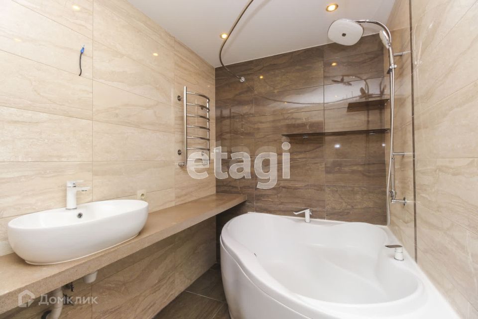 Продаётся 3-комнатная квартира, 91.1 м²