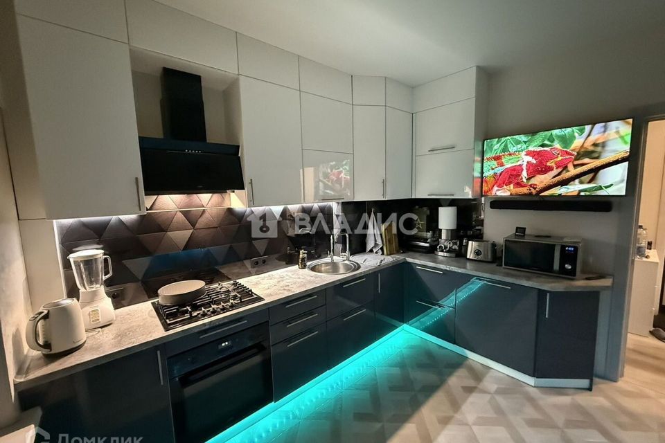 Продаётся 3-комнатная квартира, 70.4 м²