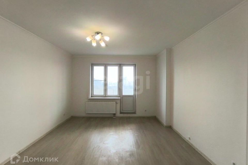 Продаётся 3-комнатная квартира, 70.2 м²