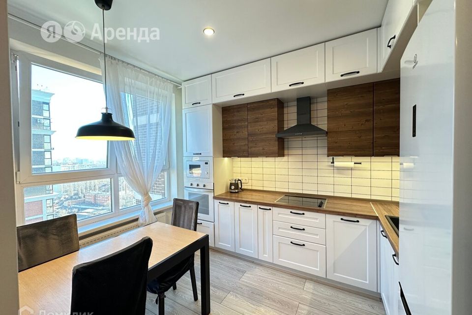 Сдаётся 2-комнатная квартира, 58 м²