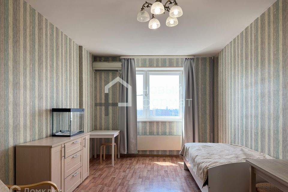 Продаётся 1-комнатная квартира, 37.7 м²