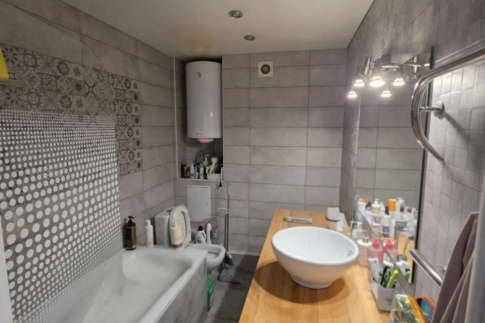Продаётся 3-комнатная квартира, 52.6 м²