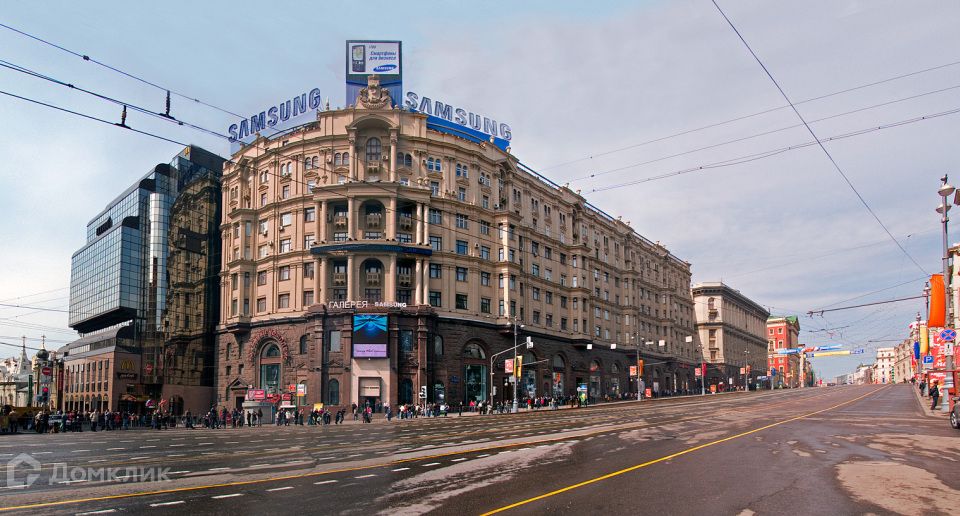 Сдаётся 3-комнатная квартира, 142 м²