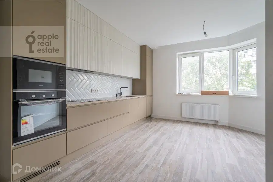 Продаётся 3-комнатная квартира, 117 м²