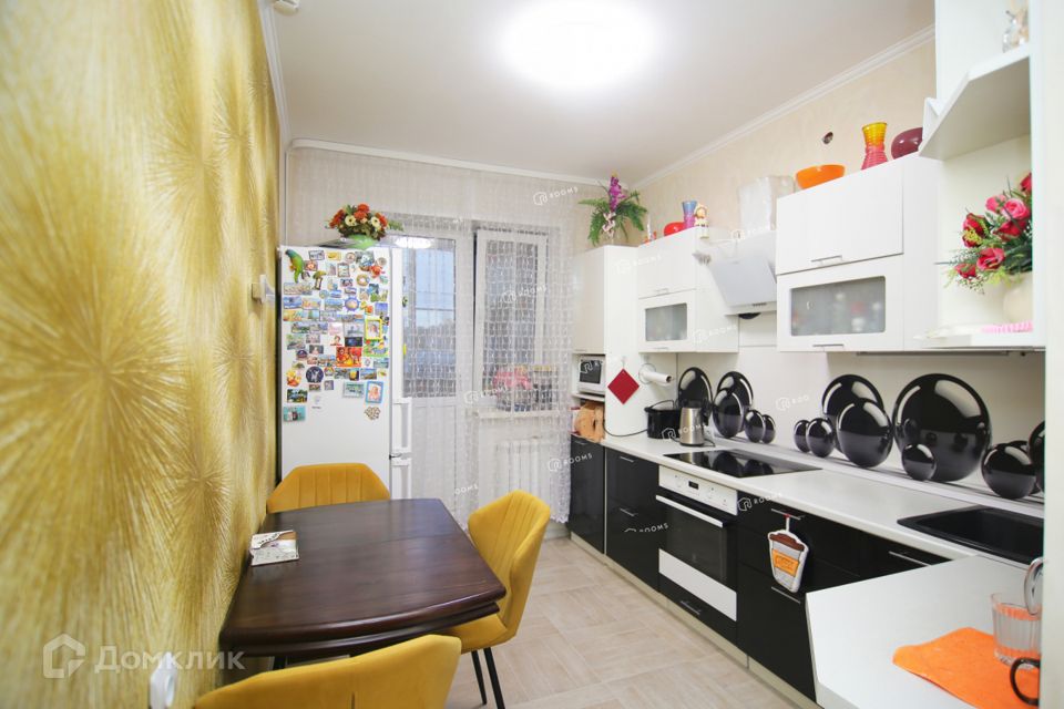 Продаётся 2-комнатная квартира, 58.3 м²