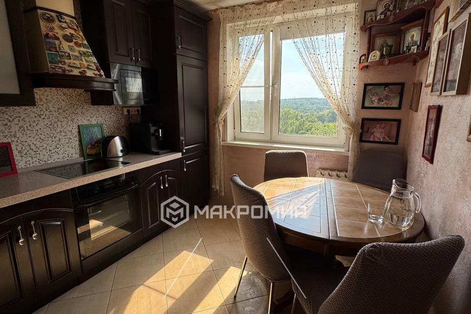 Продаётся 2-комнатная квартира, 53.7 м²