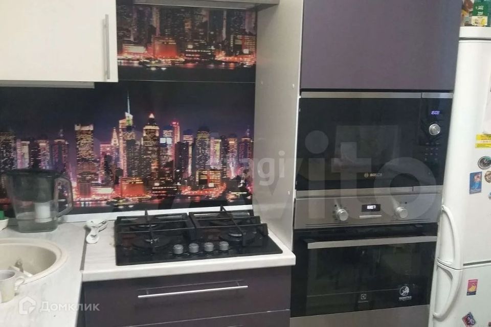 Продаётся 2-комнатная квартира, 57.7 м²