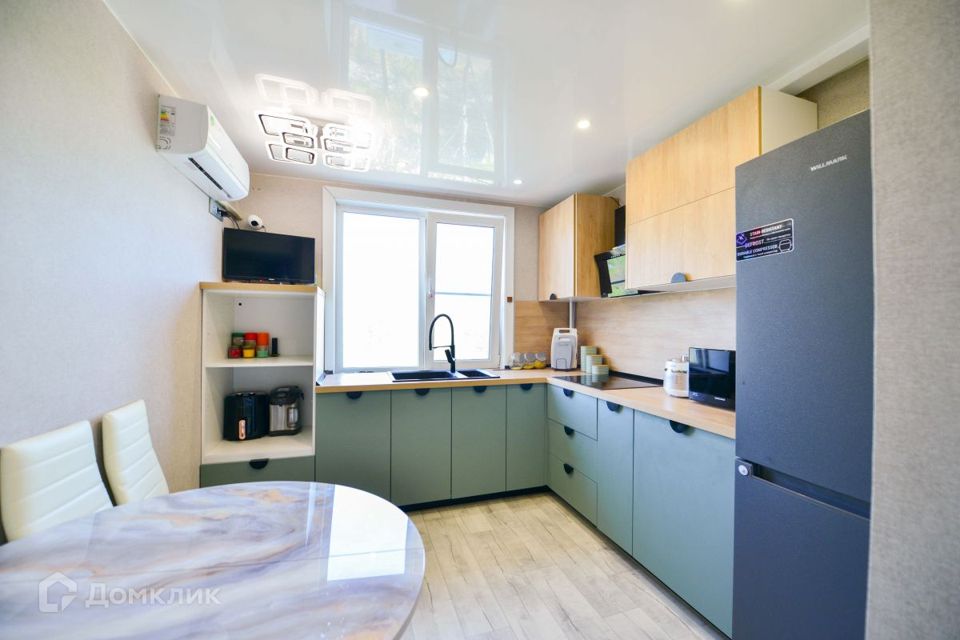 Продаётся 3-комнатная квартира, 62.5 м²
