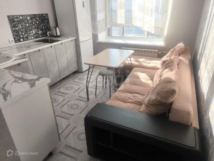 Сдаётся 1-комнатная квартира, 43 м²