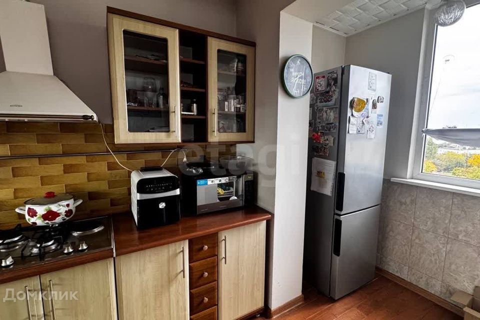 Продаётся 3-комнатная квартира, 62.8 м²