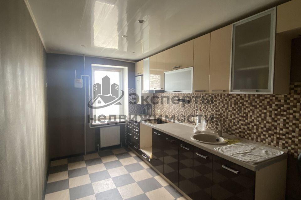 Продаётся 3-комнатная квартира, 70.6 м²