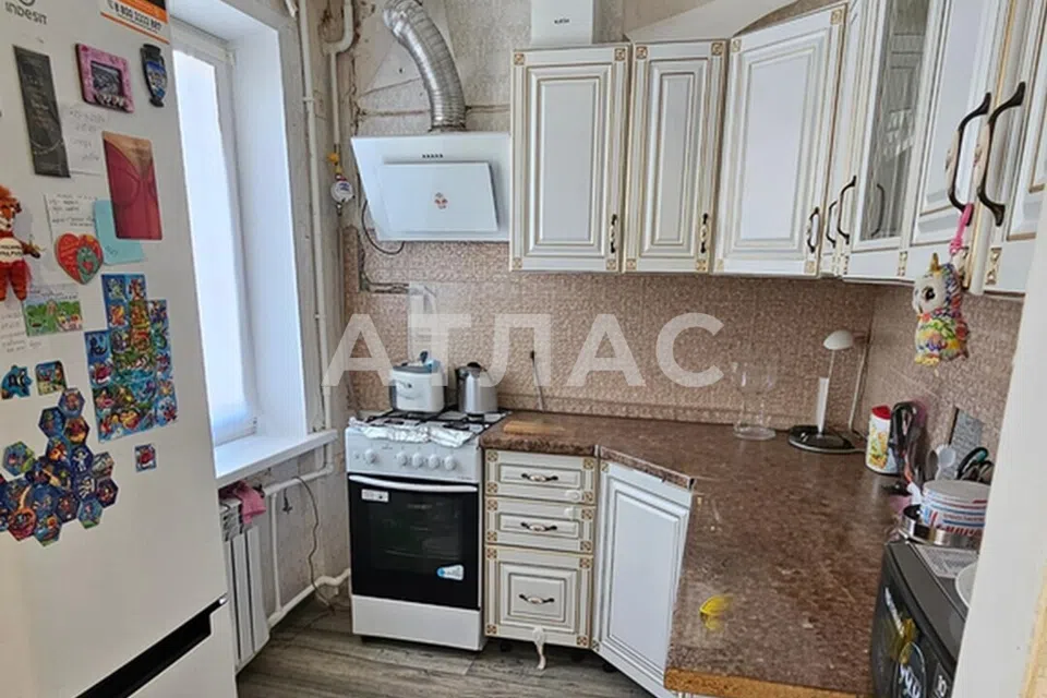 Продаётся 3-комнатная квартира, 53.7 м²