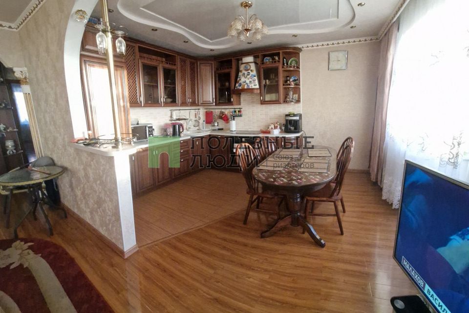Продаётся 2-комнатная квартира, 69 м²
