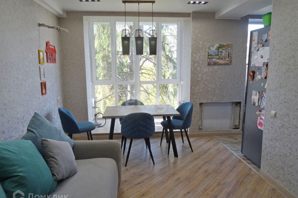 Продаётся 3-комнатная квартира, 60 м²
