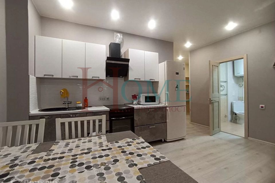 Сдаётся 2-комнатная квартира, 70 м²