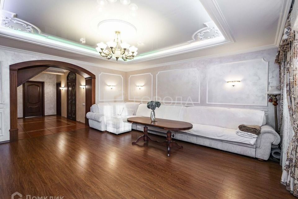 Продаётся 5-комнатная квартира, 171 м²