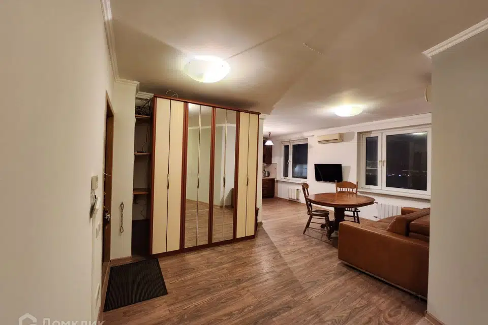 Продаётся 3-комнатная квартира, 60 м²