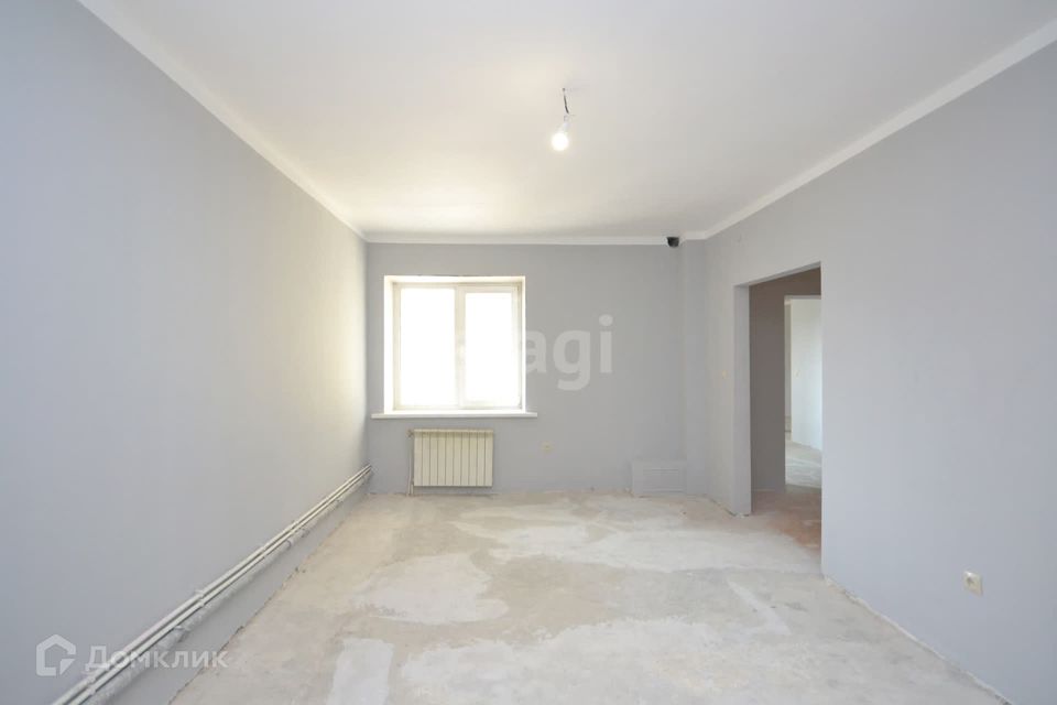 Продаётся 4-комнатная квартира, 127.8 м²