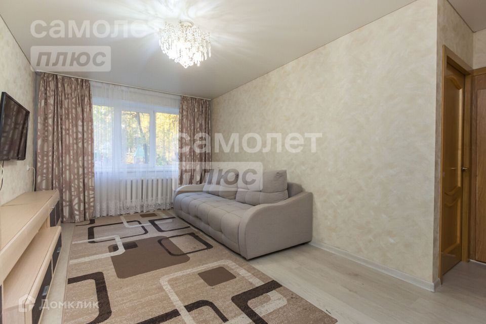 Продаётся 3-комнатная квартира, 58.2 м²