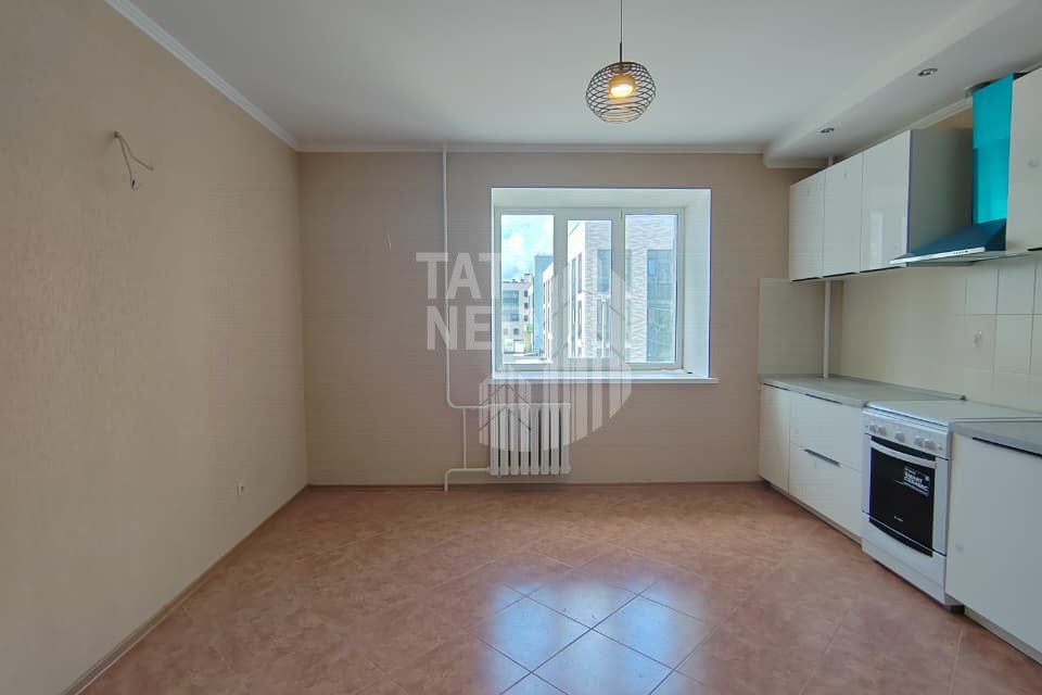 Сдаётся 3-комнатная квартира, 130 м²