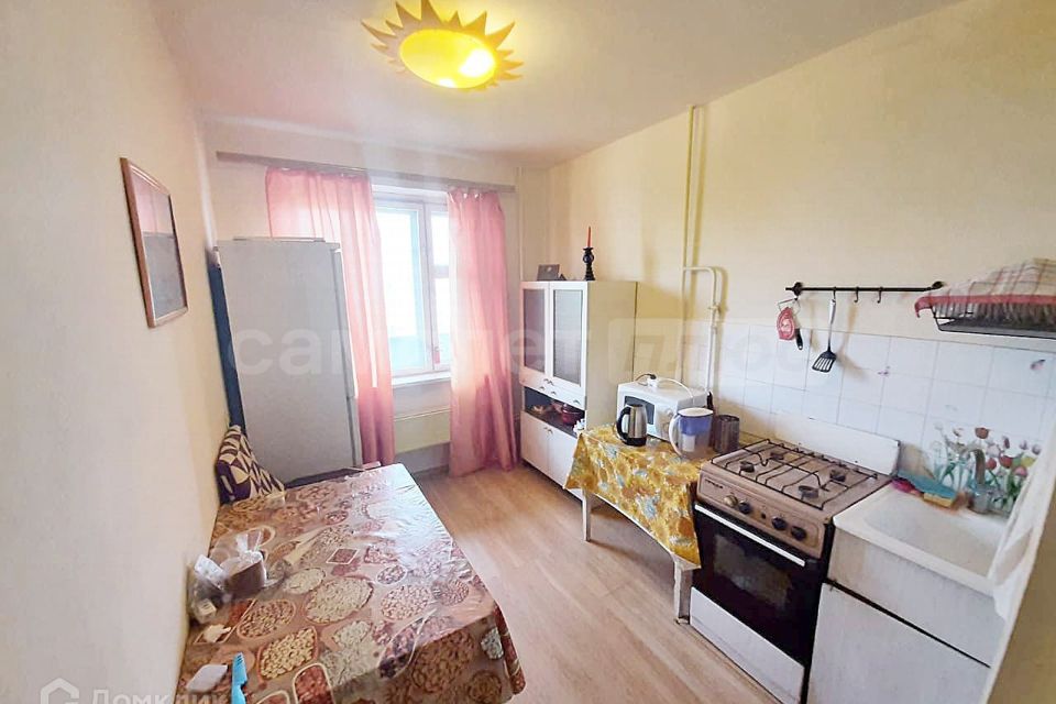 Продаётся 1-комнатная квартира, 39.3 м²