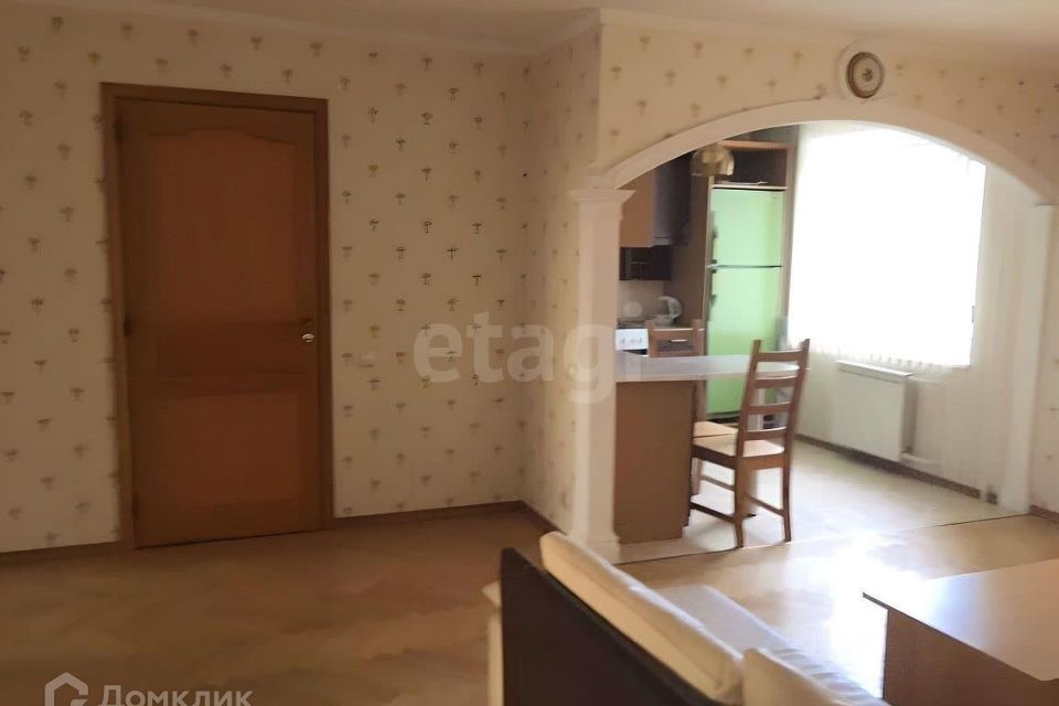 Продаётся 3-комнатная квартира, 65 м²