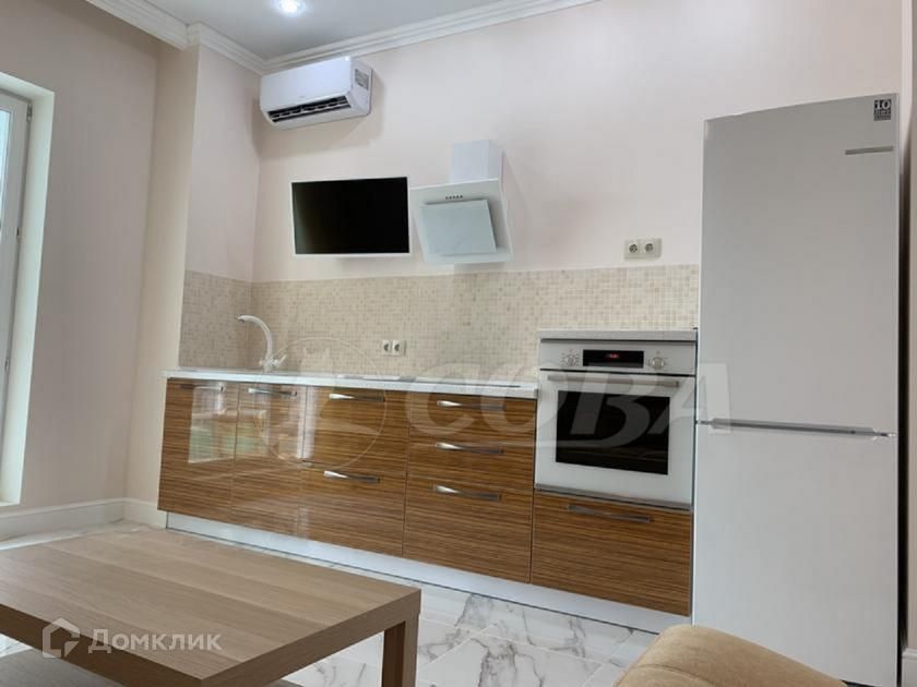 Сдаётся 1-комнатная квартира, 50 м²