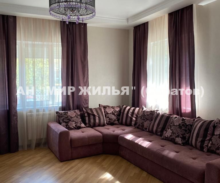 Сдаётся 2-комнатная квартира, 80 м²