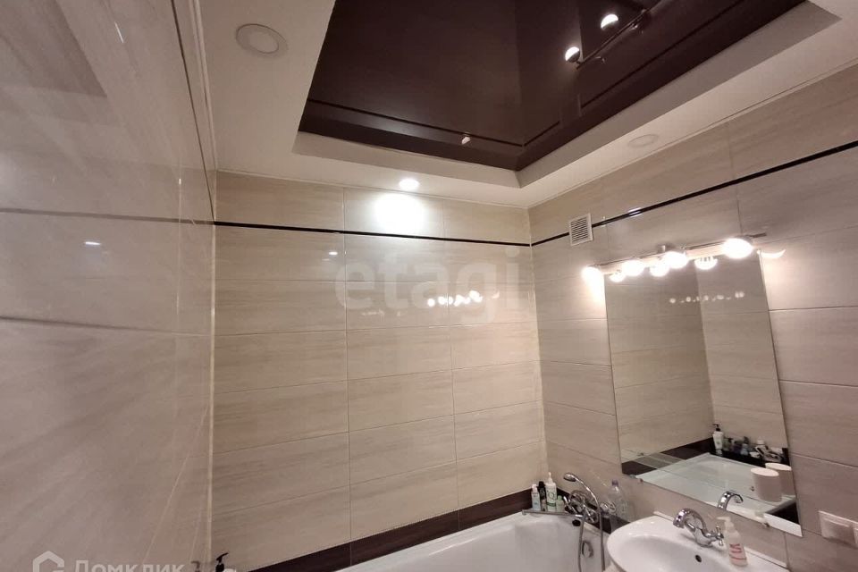 Продаётся 2-комнатная квартира, 53.9 м²