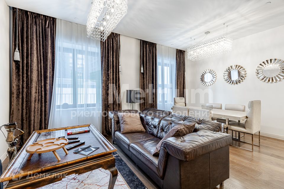 Продаётся 2-комнатная квартира, 95 м²