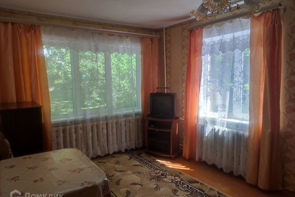 Продаётся 1-комнатная квартира, 32 м²