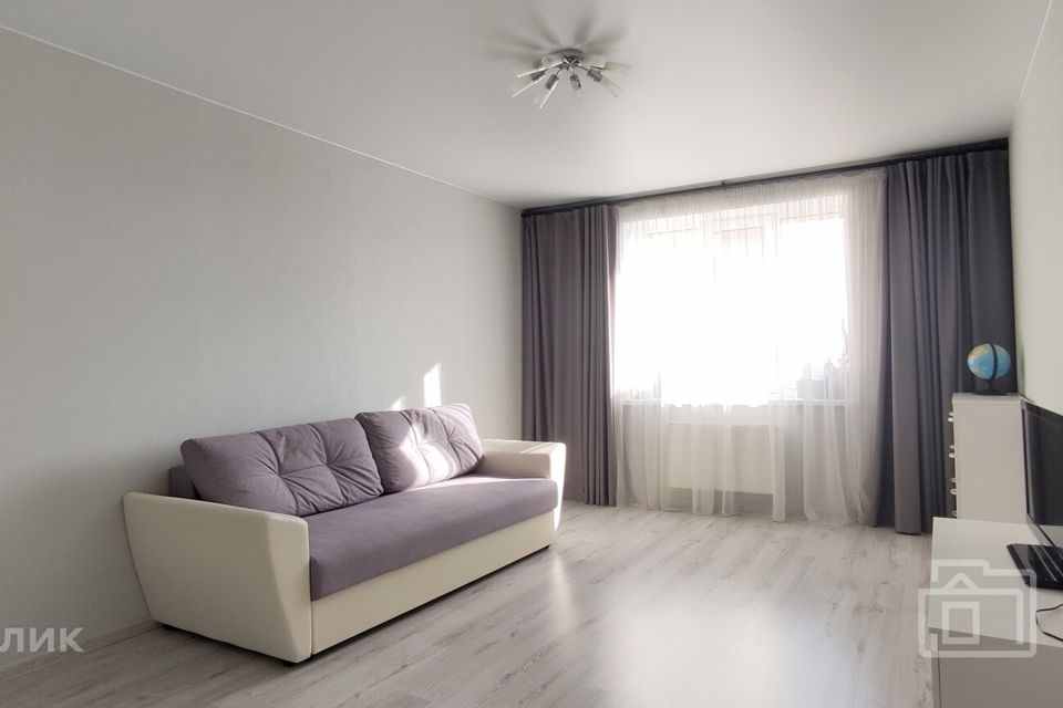 Продаётся 2-комнатная квартира, 71.5 м²