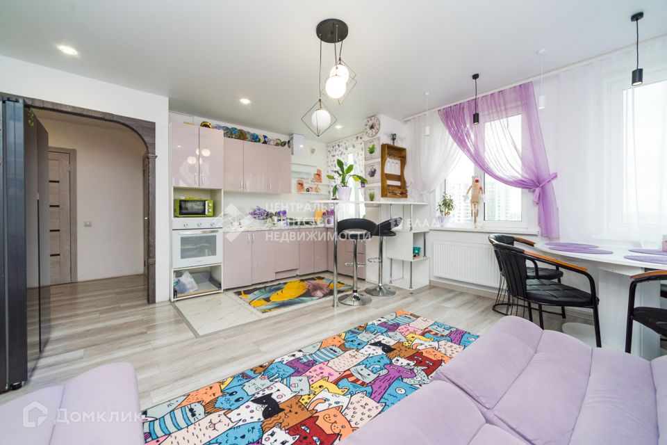 Продаётся 3-комнатная квартира, 78 м²