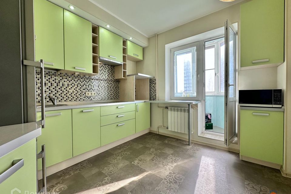 Продаётся 2-комнатная квартира, 61.42 м²