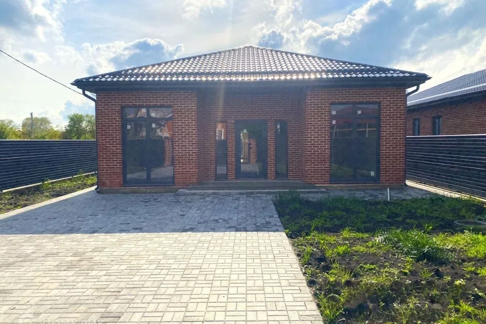 Продаётся 1-этажный дом, 160 м²