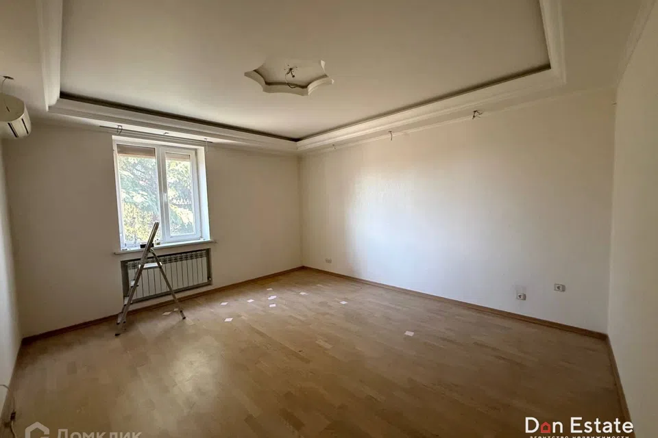 Продаётся 3-комнатная квартира, 146 м²