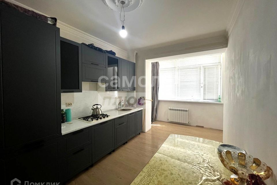 Продаётся 1-комнатная квартира, 51 м²