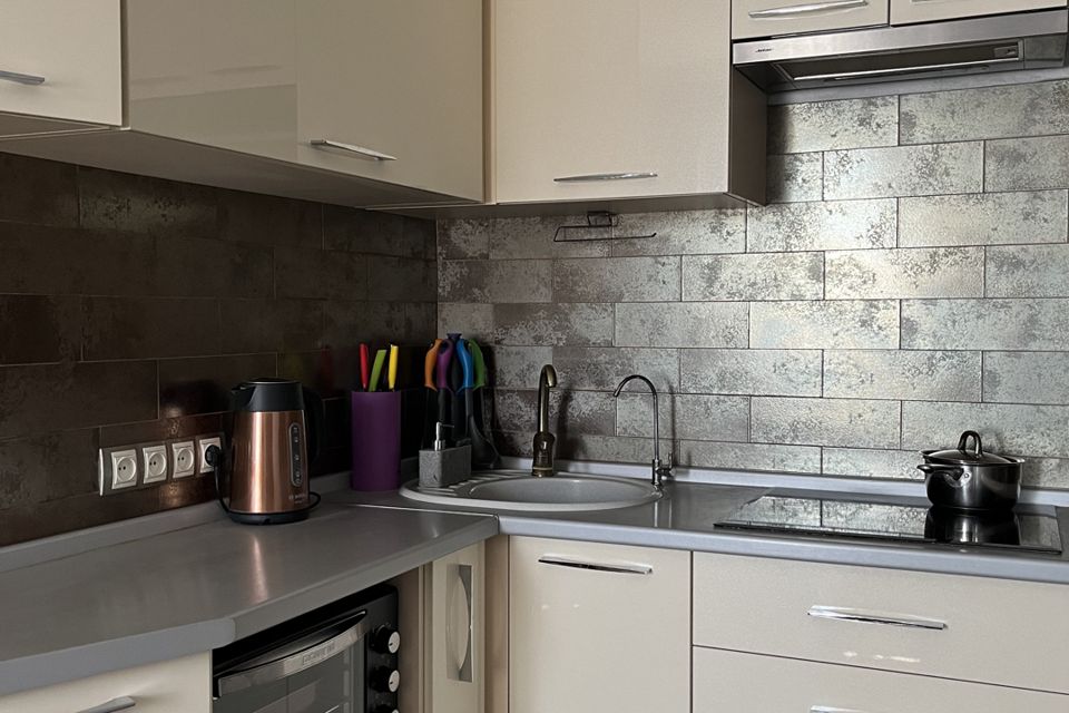 Сдаётся 1-комнатная квартира, 42.8 м²