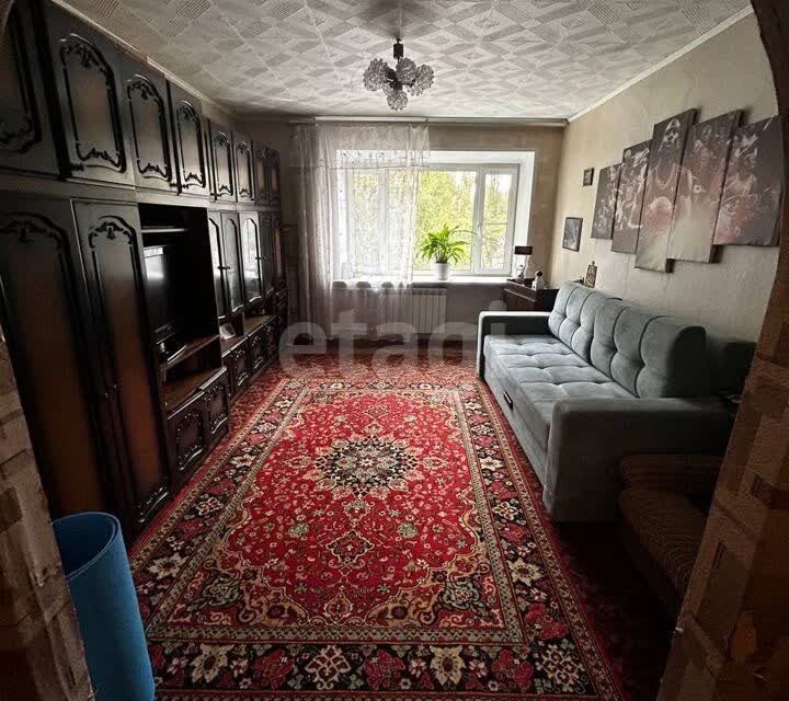 Продаётся 3-комнатная квартира, 62.8 м²