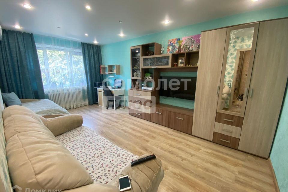 Продаётся 3-комнатная квартира, 65.7 м²