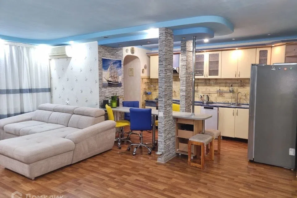 Сдаётся 3-комнатная квартира, 86 м²