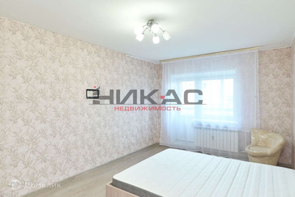 Продаётся 1-комнатная квартира, 42.4 м²