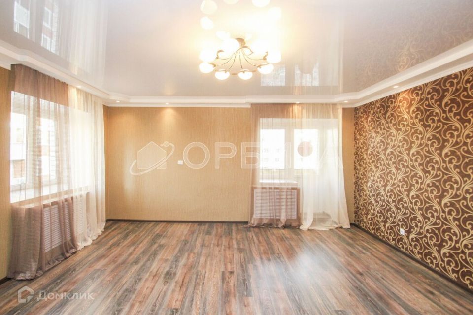 Продаётся 2-комнатная квартира, 82.2 м²