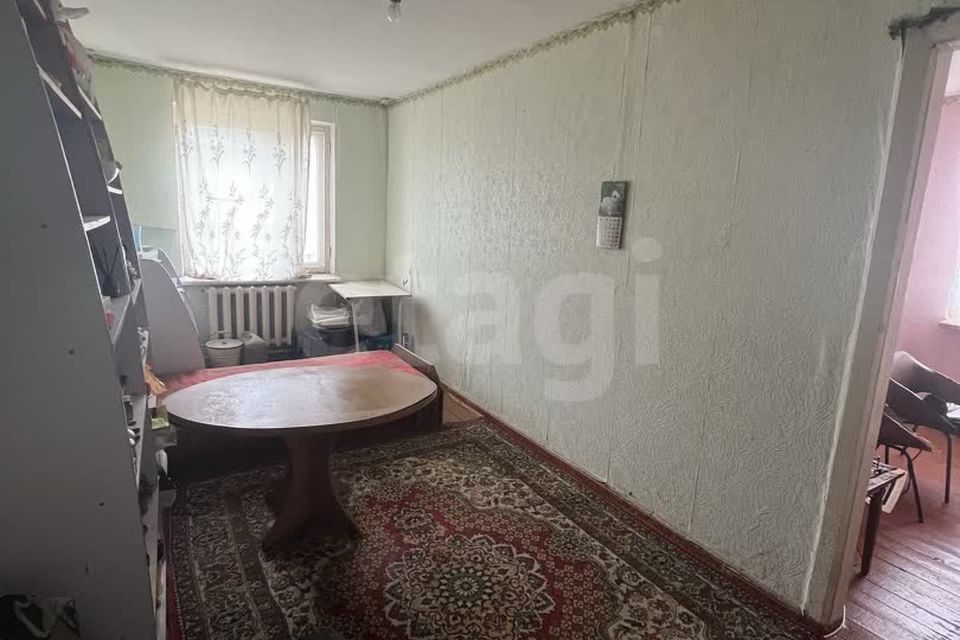 Продаётся 2-комнатная квартира, 42.4 м²