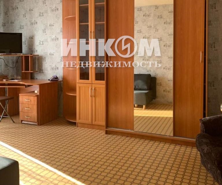 Сдаётся 2-комнатная квартира, 56 м²