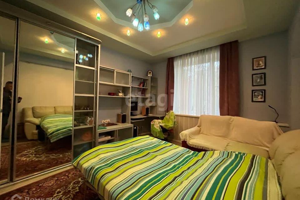 Продаётся 3-комнатная квартира, 90 м²